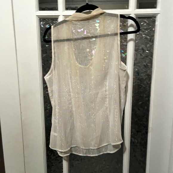 New York & Company white and gold sleeveless blouse M - Picture 5 of 9